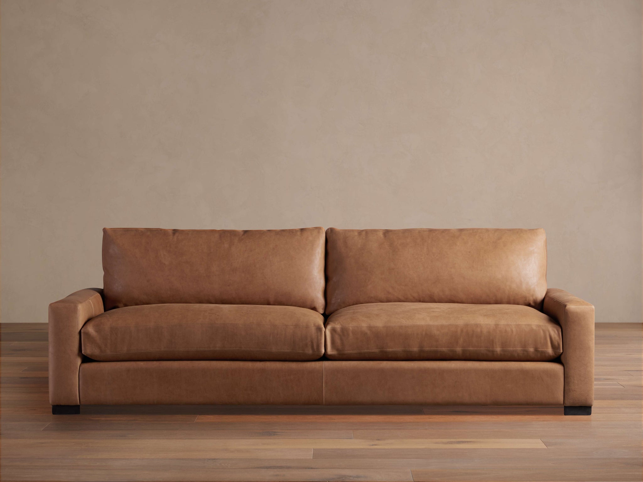 Remington Leather 108" Standard Sofa in Lanie Camel